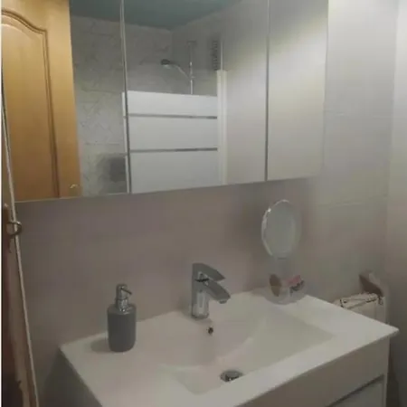 Bed and breakfast Primera Linea De Mar Y Piscina A 20 Minutos De Barcelona Premiá de Mar
