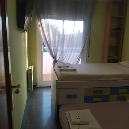 Primera Linea De Mar Y Piscina A 20 Minutos De Barcelona Bed and breakfast