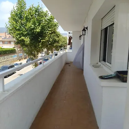 Primera Linea De Mar Y Piscina A 20 Minutos De Barcelona Bed and breakfast Premiá de Mar