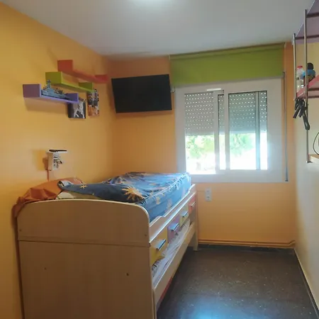 Primera Linea De Mar Y Piscina A 20 Minutos De Barcelona Bed and breakfast Premiá de Mar